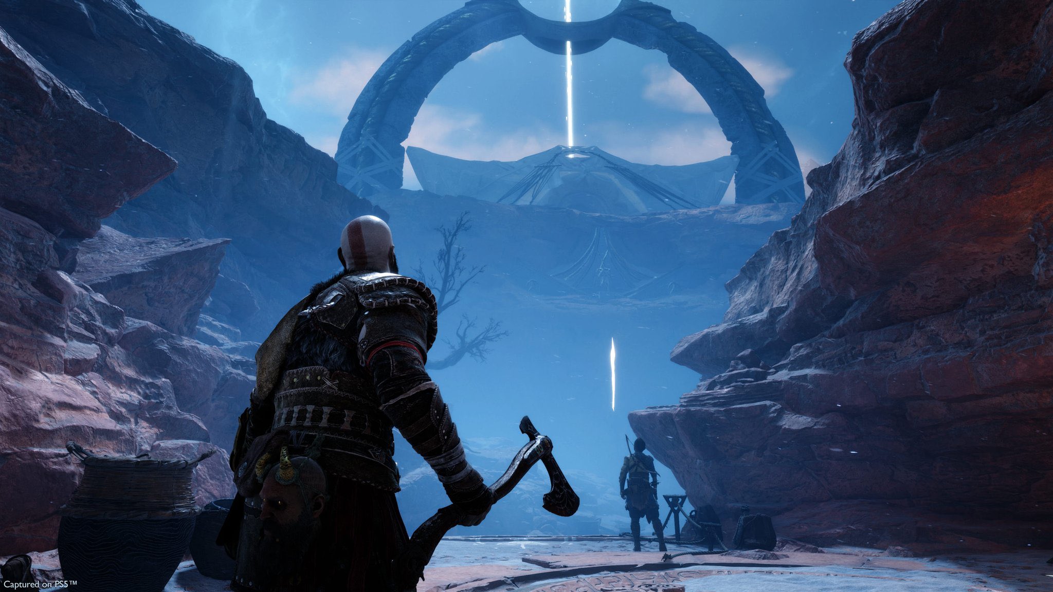 Le directeur artistique de God of War : Ragnarok a publié de nouvelles captures d'écran du jeu. Elles montrent Kratos et Atreus voyageant à travers les Neuf Mondes.-3 Le directeur artistique de God of War : Ragnarok a publié de nouvelles captures d'écran du jeu. Elles montrent Kratos et Atreus voyageant à travers les Neuf Mondes.-3