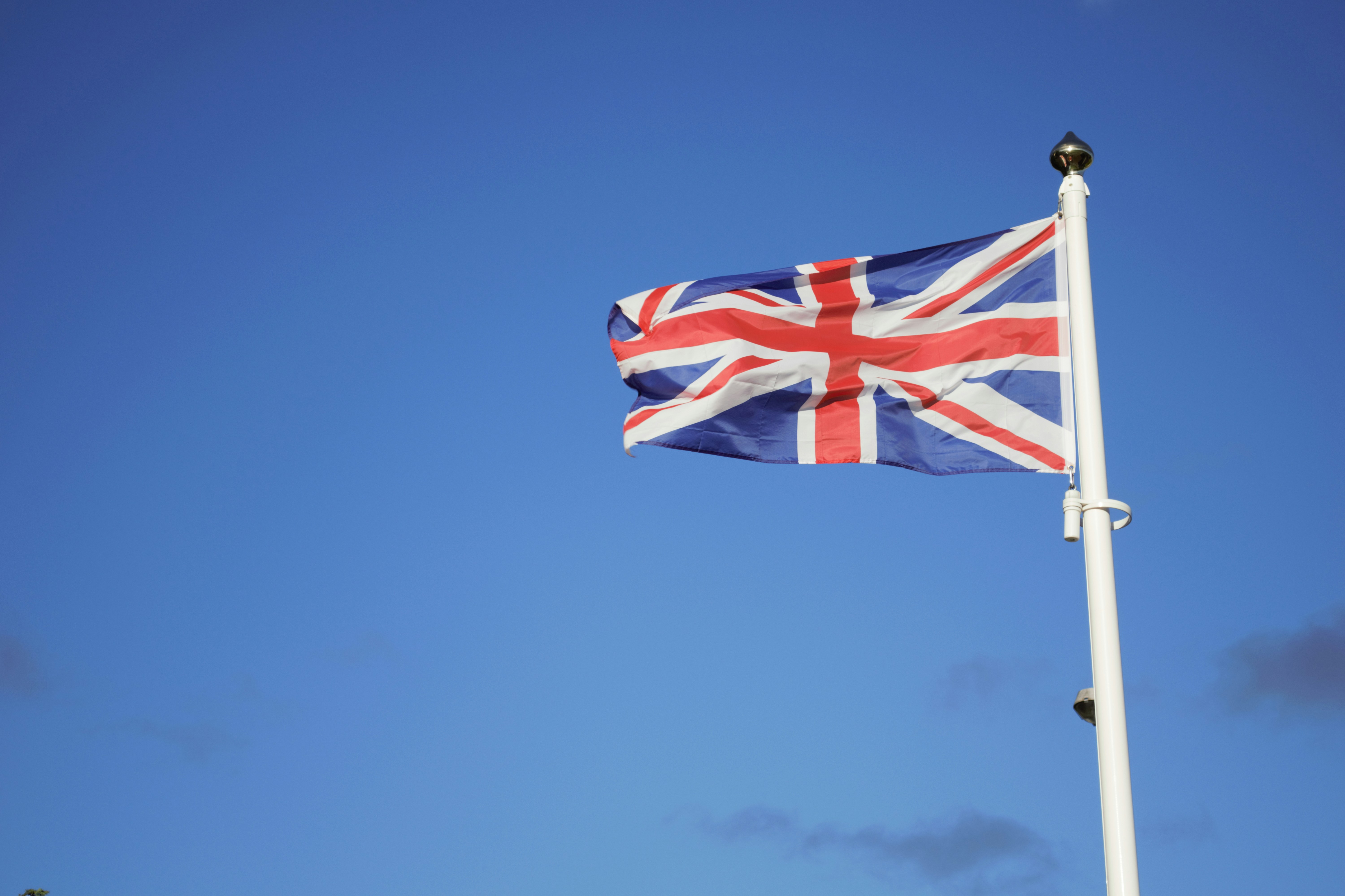 L'autorité britannique de régulation antitrust enquête sur les accords de Microsoft et d'Amazon dans le domaine de l'IA L'autorité britannique de régulation antitrust enquête sur les accords de Microsoft et d'Amazon dans le domaine de l'IA
