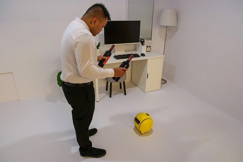 Ballie assistant robot avec projecteur Ballie assistant robot avec projecteur