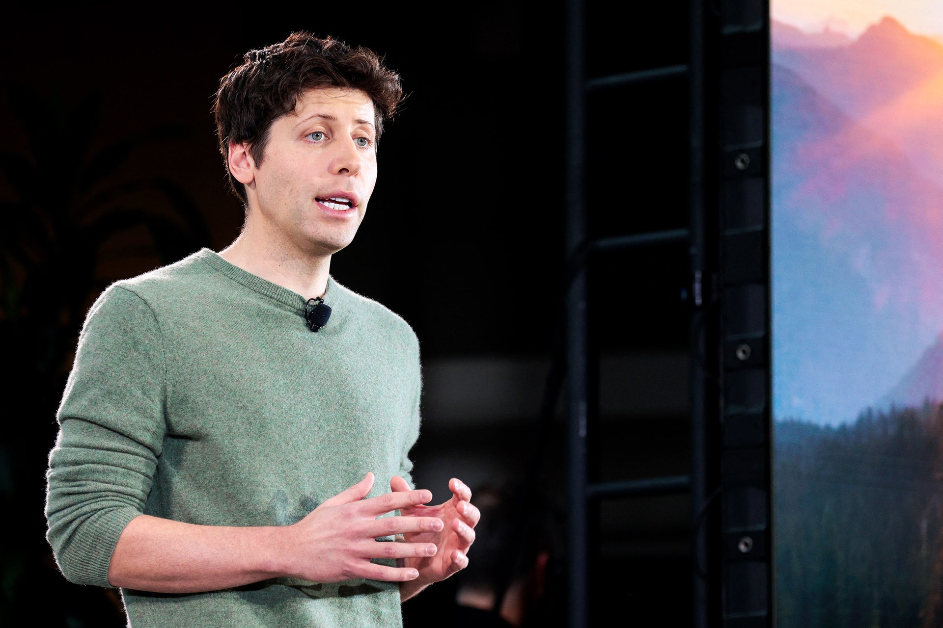 Sam Altman reprend la direction d'OpenAI Sam Altman reprend la direction d'OpenAI