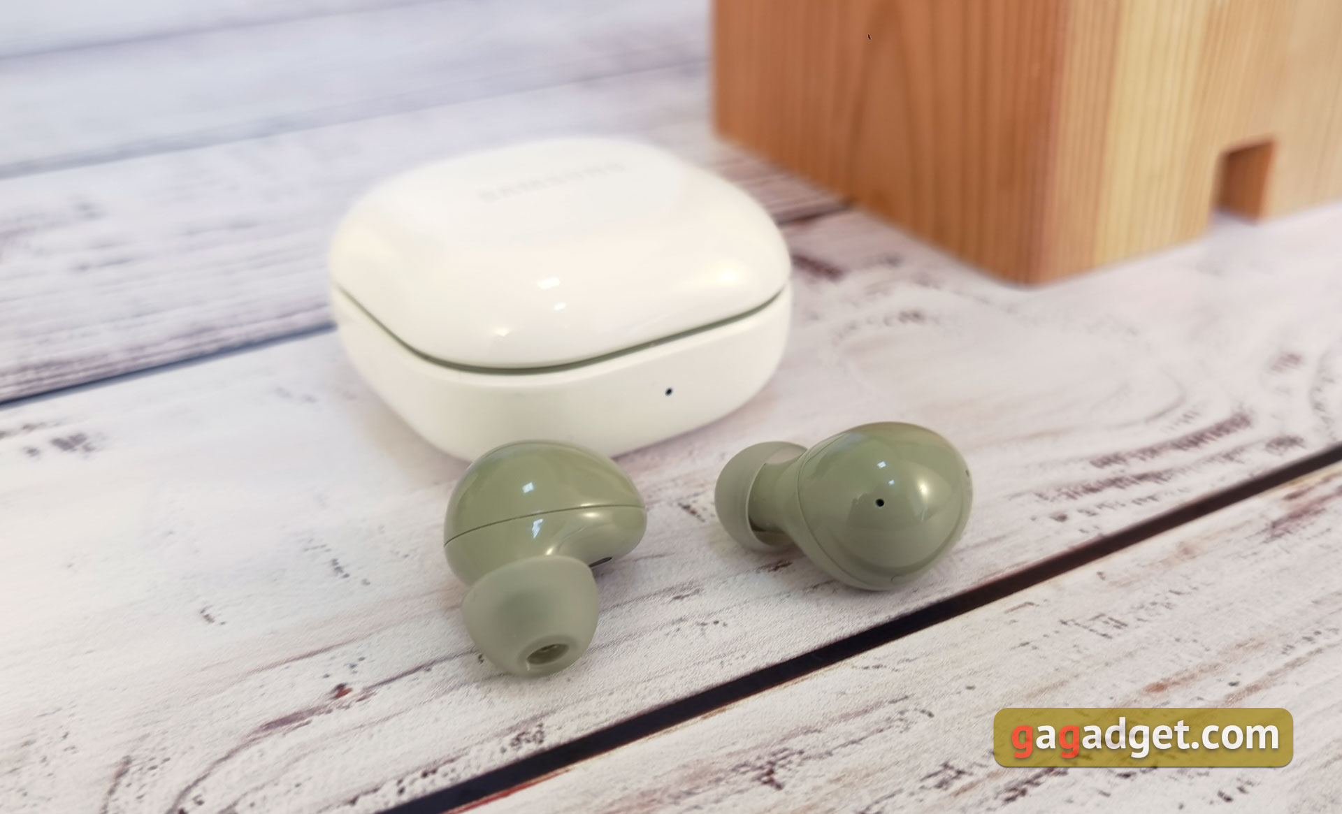 Critique du Samsung Galaxy Buds2: écouteurs miniatures TWS avec annulation active du bruit Critique du Samsung Galaxy Buds2: écouteurs miniatures TWS avec annulation active du bruit