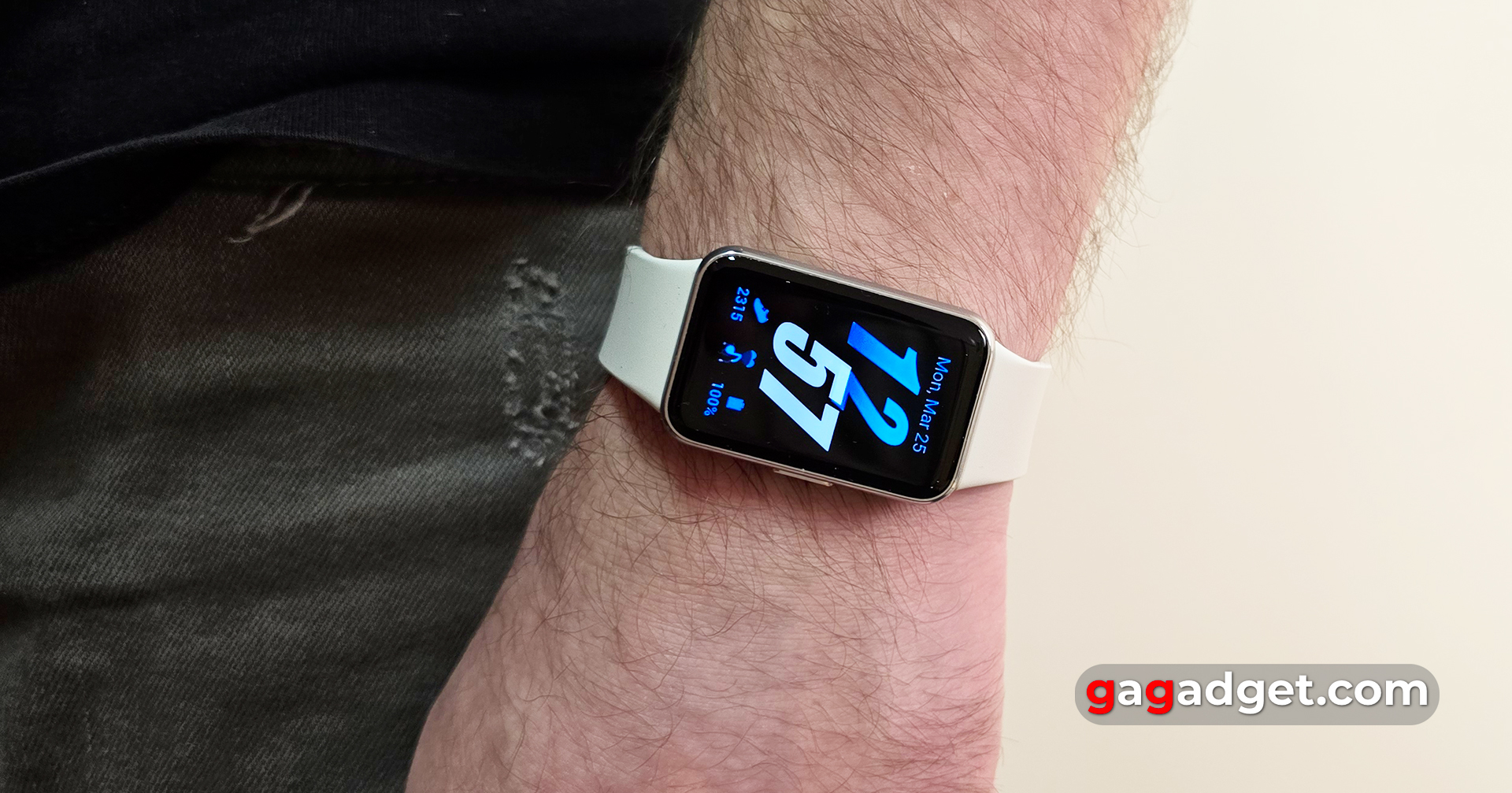 Огляд Samsung Galaxy Fit3 Огляд Samsung Galaxy Fit3