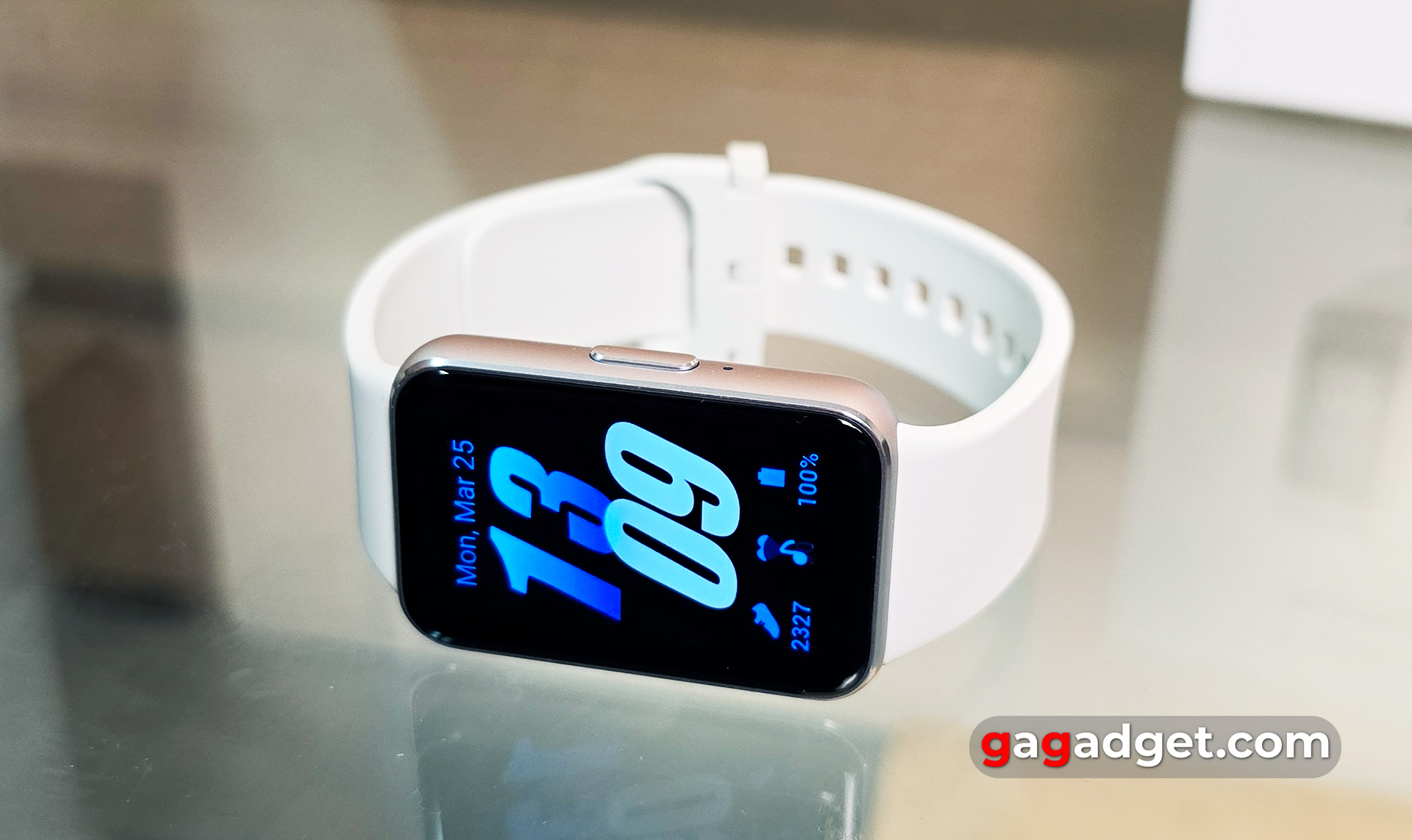 Огляд Samsung Galaxy Fit3 Огляд Samsung Galaxy Fit3