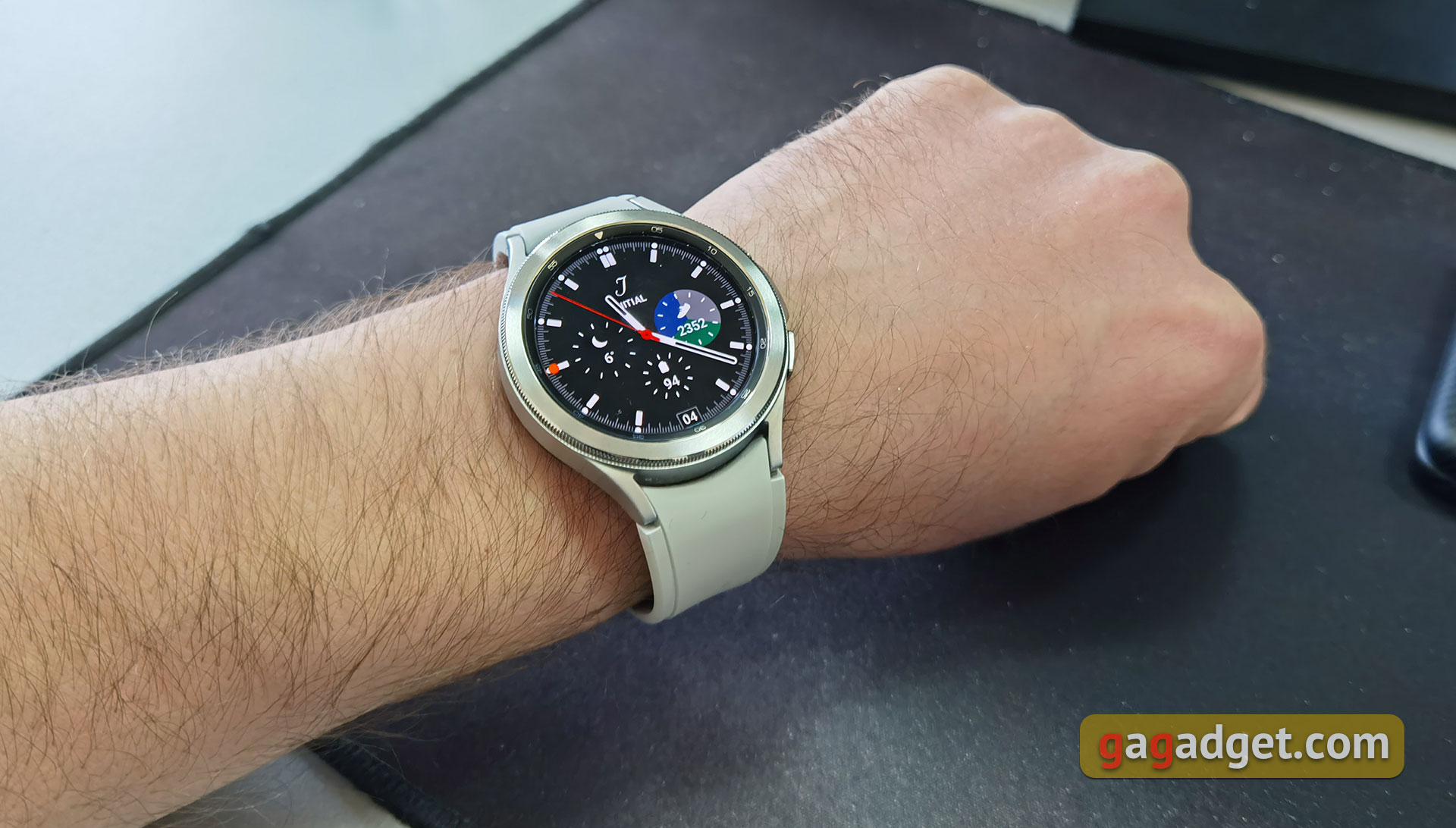 Samsung Galaxy Watch4 Classic : enfin avec Google Pay !-5 Samsung Galaxy Watch4 Classic : enfin avec Google Pay !-5