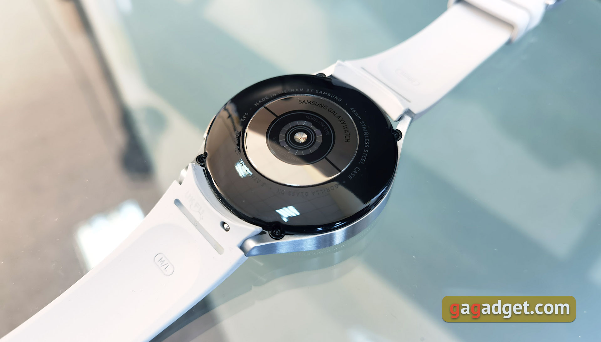 Samsung Galaxy Watch4 Classic : enfin avec Google Pay !-10 Samsung Galaxy Watch4 Classic : enfin avec Google Pay !-10