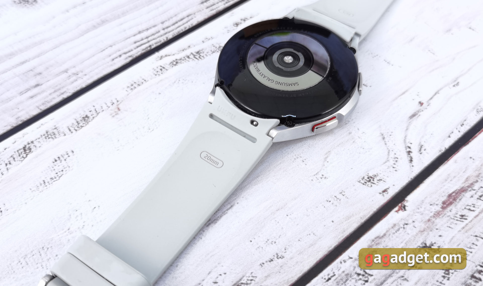 Samsung Galaxy Watch4 Classic : enfin avec Google Pay !-11 Samsung Galaxy Watch4 Classic : enfin avec Google Pay !-11
