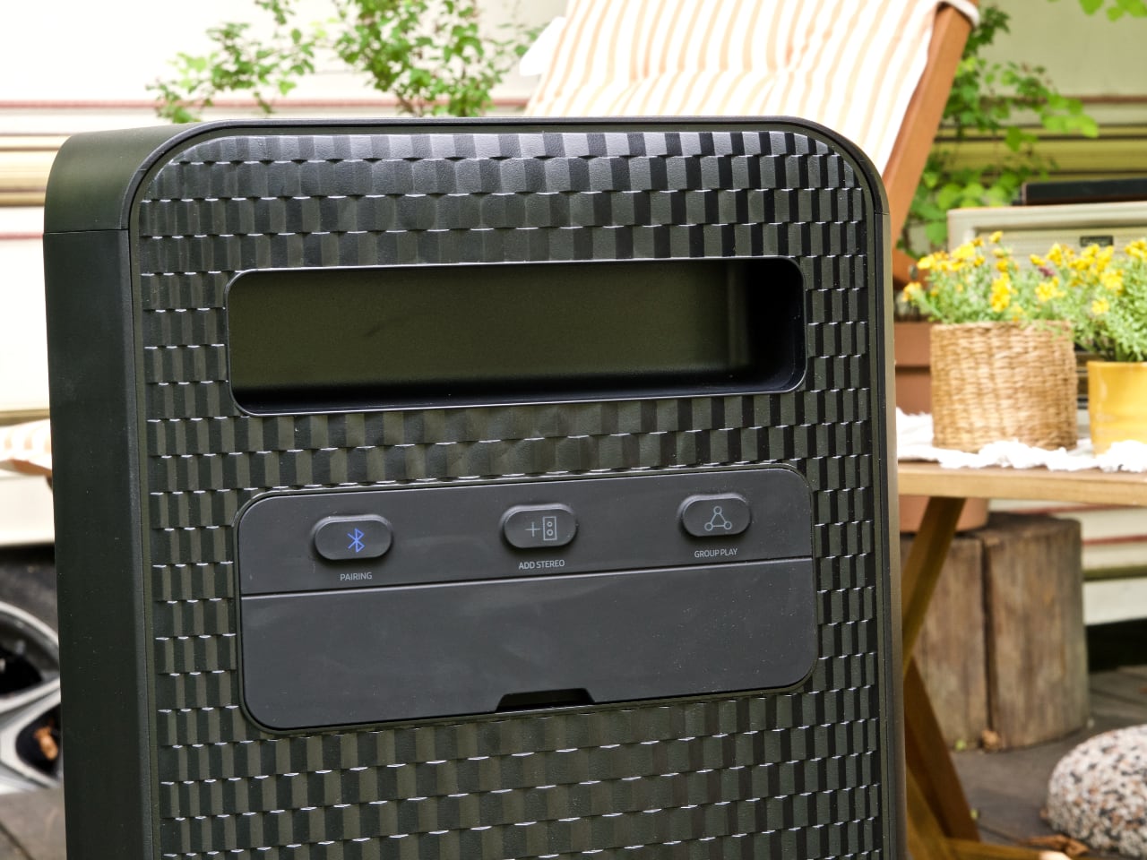 Roi de l'ambiance : Samsung Sound Tower MX-ST50B haut-parleur robuste avec batterie intégrée et rétroéclairage LED-7 Roi de l'ambiance : Samsung Sound Tower MX-ST50B haut-parleur robuste avec batterie intégrée et rétroéclairage LED-7