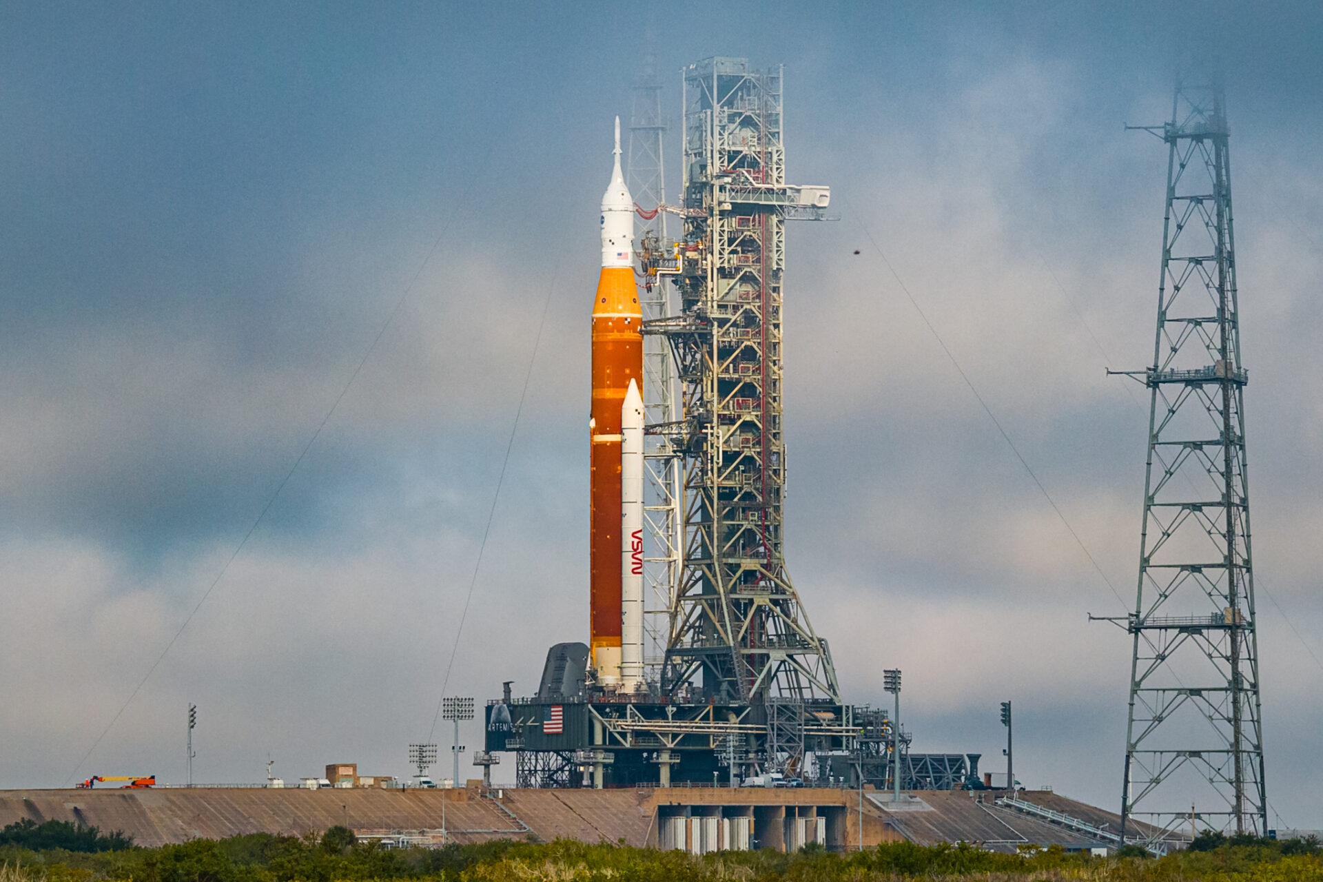 La NASA est confiante dans la mission lunaire Artemis I de demain, malgré les dégâts subis par la fusée SLS La NASA est confiante dans la mission lunaire Artemis I de demain, malgré les dégâts subis par la fusée SLS