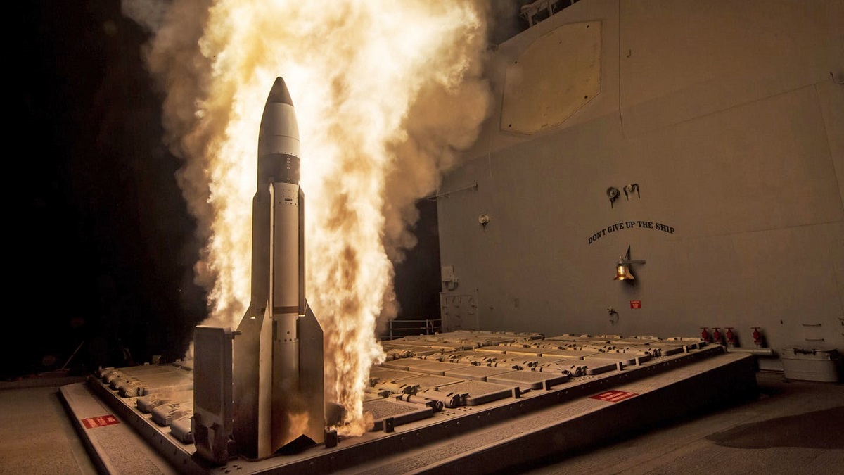 Lancement de l'anti-missile SM-3 à partir du lanceur MK.41 Lancement de l'anti-missile SM-3 à partir du lanceur MK.41