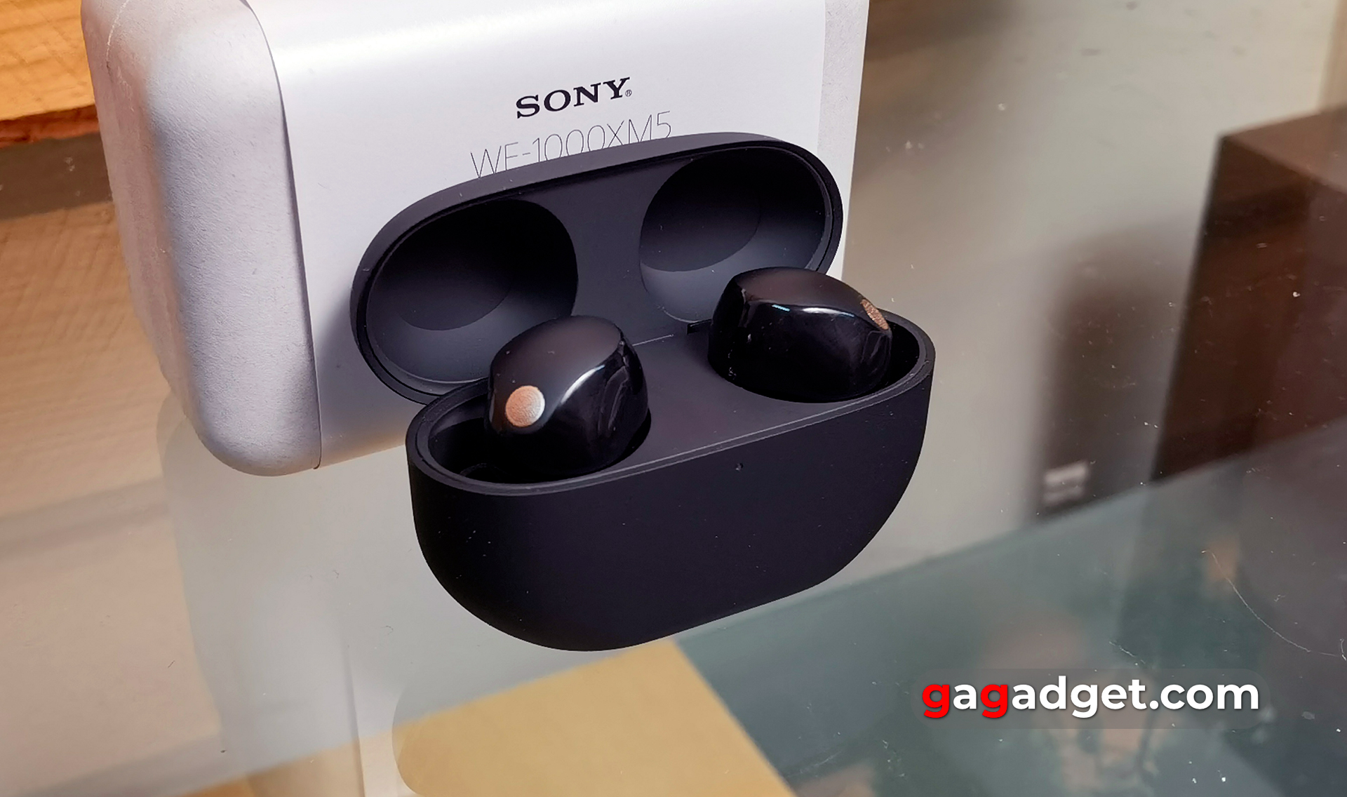 Огляд Sony WF-1000XM5 Огляд Sony WF-1000XM5