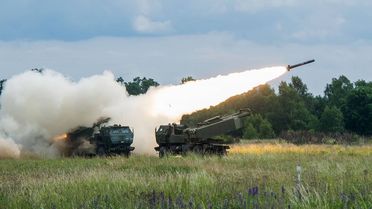 Drones de reconnaissance, obus HIMARS et véhicules blindés : Les États-Unis annoncent un nouveau programme d'aide militaire de 275 millions de dollars pour l'Ukraine Drones de reconnaissance, obus HIMARS et véhicules blindés : Les États-Unis annoncent un nouveau programme d'aide militaire de 275 millions de dollars pour l'Ukraine