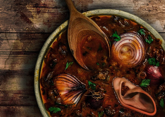 La vente du livre de cuisine officiel The Witcher, une édition de luxe contenant des recettes authentiques de la franchise tant appréciée, a été lancée.-2 La vente du livre de cuisine officiel The Witcher, une édition de luxe contenant des recettes authentiques de la franchise tant appréciée, a été lancée.-2