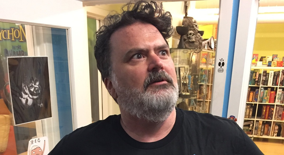 Le créateur de Monkey Island, Psychonauts et Grim Fandango, Tim Schaefer, sera honoré d'une place dans le Temple de la renommée du jeu vidéo. Le créateur de Monkey Island, Psychonauts et Grim Fandango, Tim Schaefer, sera honoré d'une place dans le Temple de la renommée du jeu vidéo.