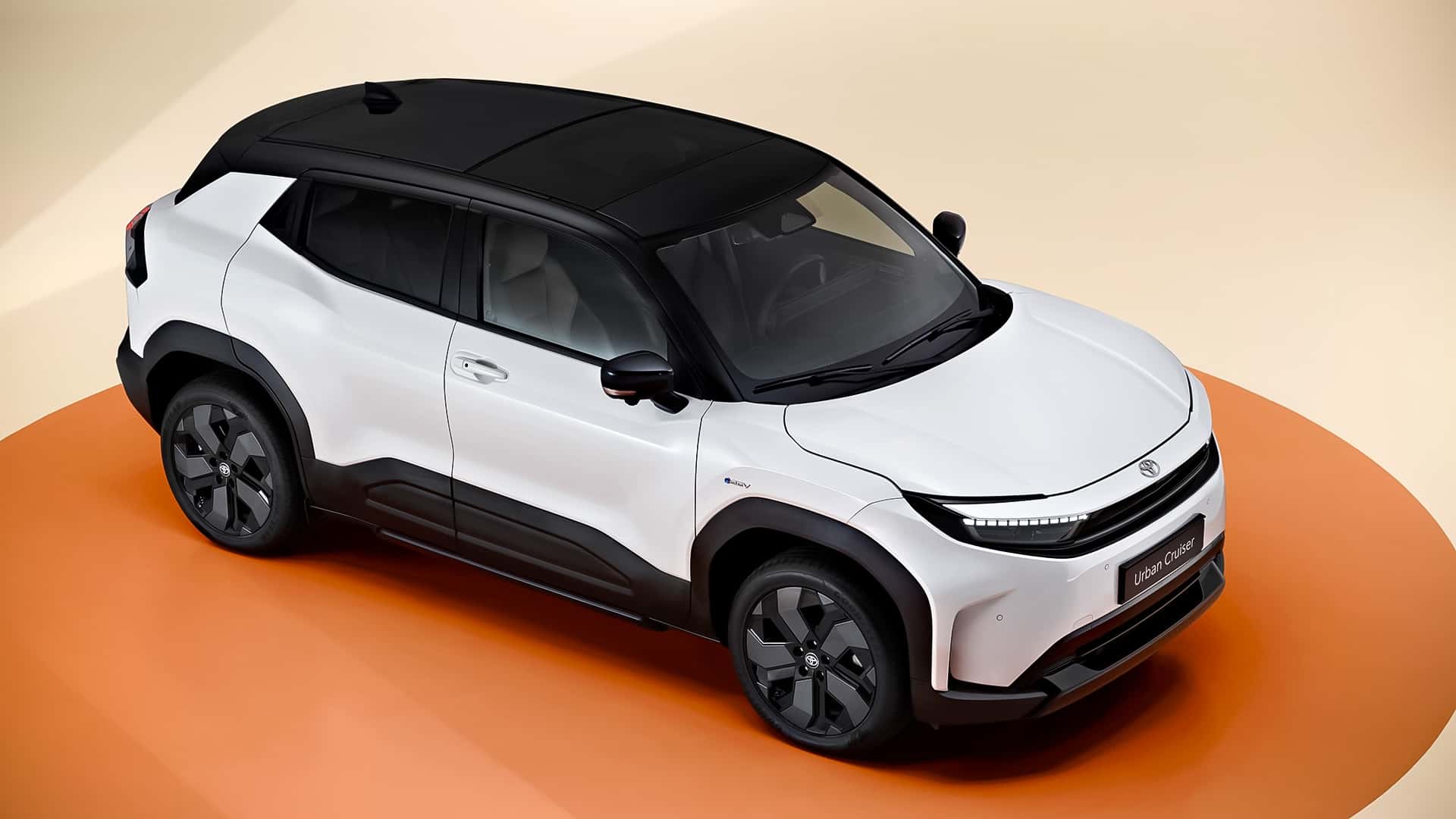 Toyota Urban Cruiser 2025 arrière Toyota Urban Cruiser 2025 arrière