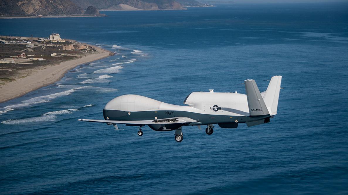 Northrop Grumman a annoncé que les drones de reconnaissance MQ-4C Triton livrés à l'US Navy ont atteint la capacité opérationnelle initiale pour la mission de l'US Navy. Northrop Grumman a annoncé que les drones de reconnaissance MQ-4C Triton livrés à l'US Navy ont atteint la capacité opérationnelle initiale pour la mission de l'US Navy.