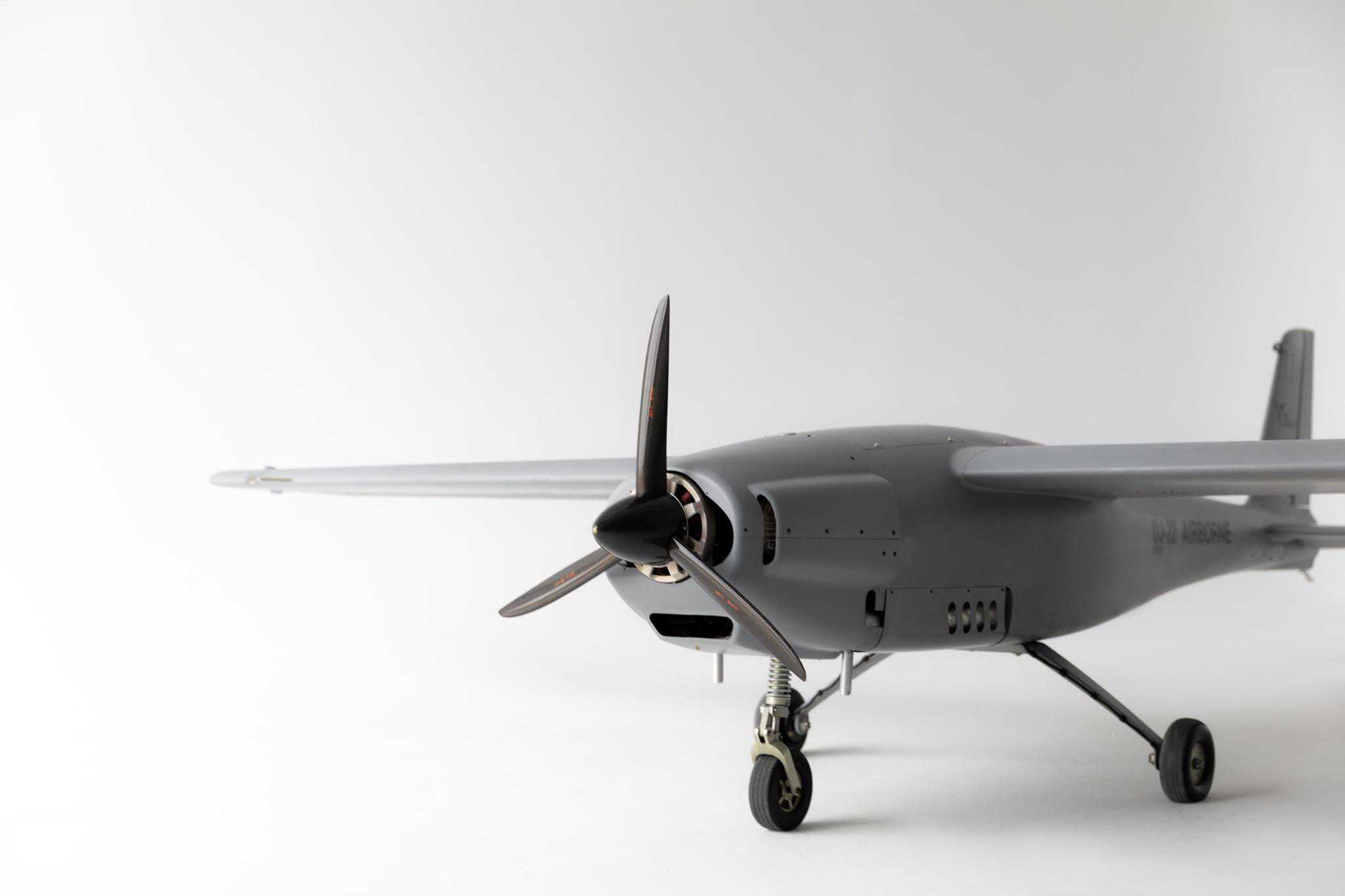 Les drones aéroportés ukrainiens UJ-22 pourraient avoir attaqué une usine aéronautique russe où sont fabriqués des missiles antinavires Kh-59 d'une portée de lancement pouvant atteindre 290 km. Les drones aéroportés ukrainiens UJ-22 pourraient avoir attaqué une usine aéronautique russe où sont fabriqués des missiles antinavires Kh-59 d'une portée de lancement pouvant atteindre 290 km.