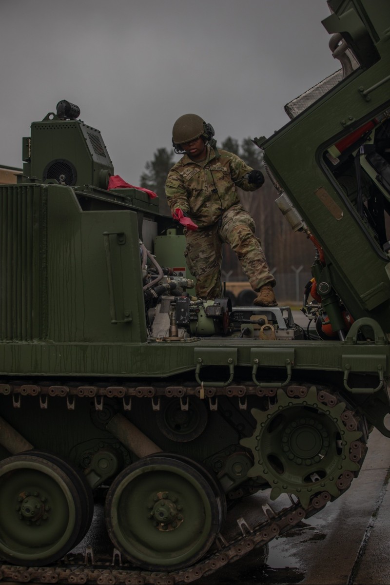Lance-roquettes M270A2 en Europe Lance-roquettes M270A2 en Europe