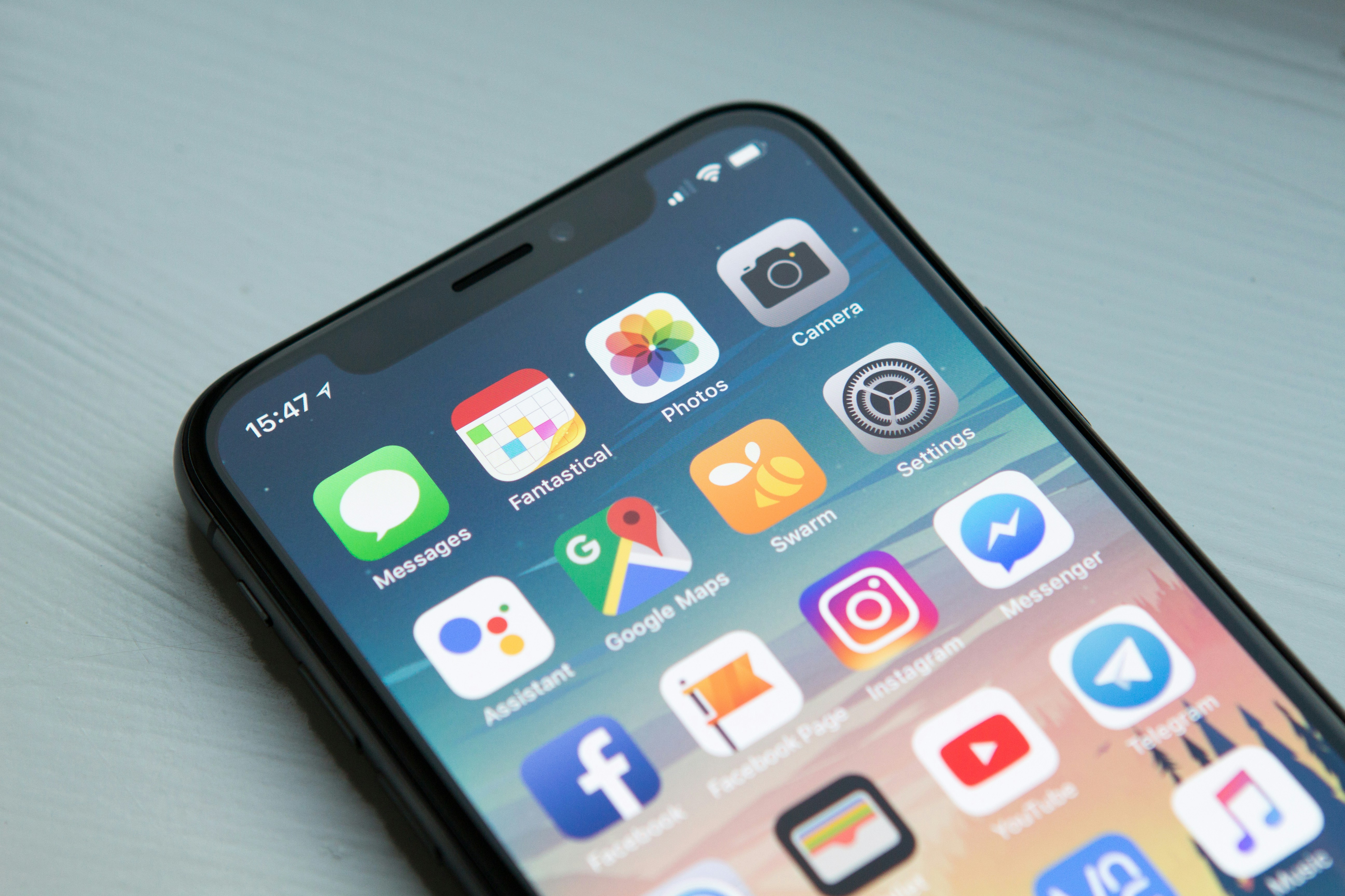 Les experts prédisent l'apparition de nouvelles fonctionnalités basées sur l'IA dans iOS 18 Les experts prédisent l'apparition de nouvelles fonctionnalités basées sur l'IA dans iOS 18