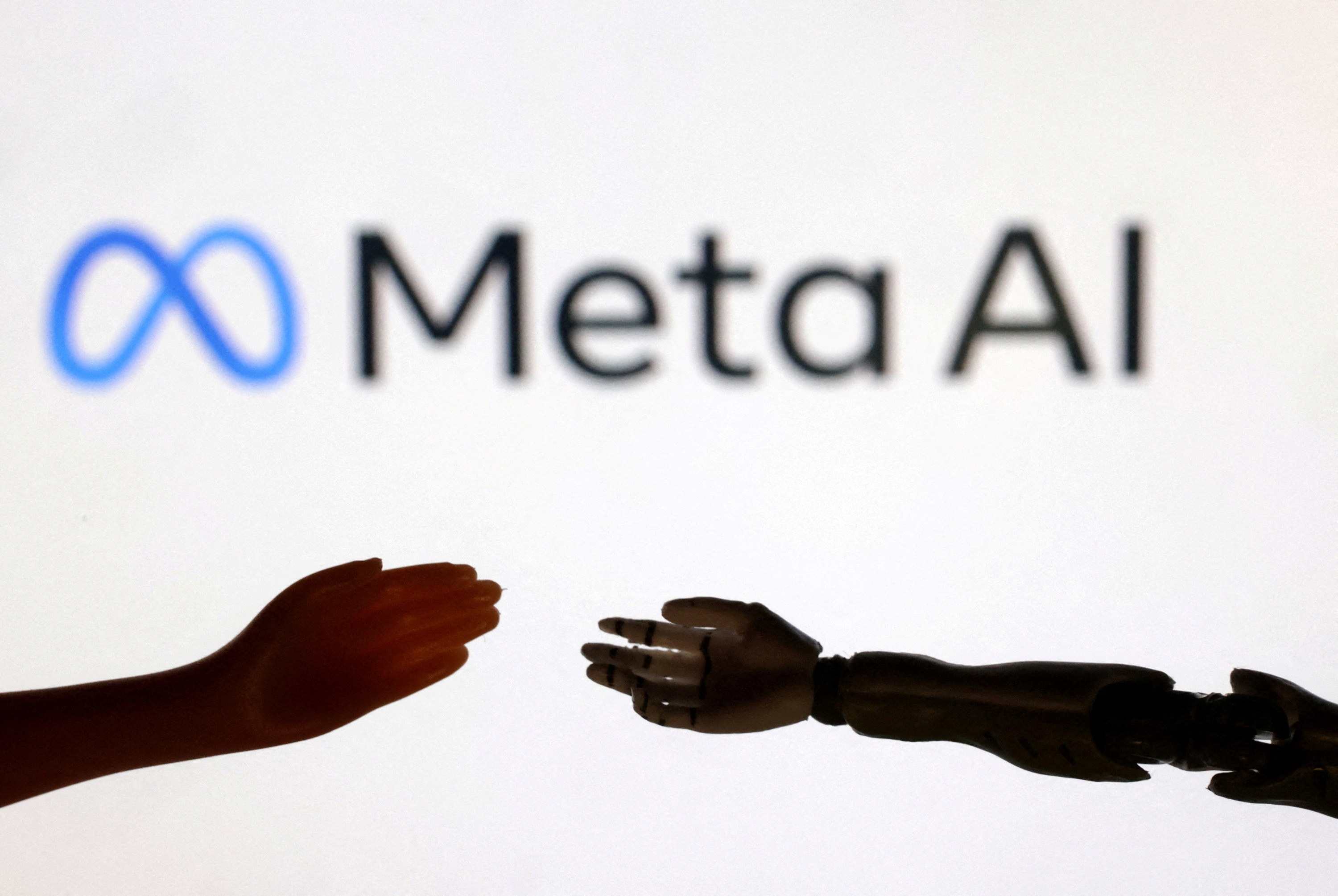 Meta a interdit aux politiciens et aux annonceurs dans les domaines réglementés d'utiliser des outils publicitaires d'IA générative. Meta a interdit aux politiciens et aux annonceurs dans les domaines réglementés d'utiliser des outils publicitaires d'IA générative.