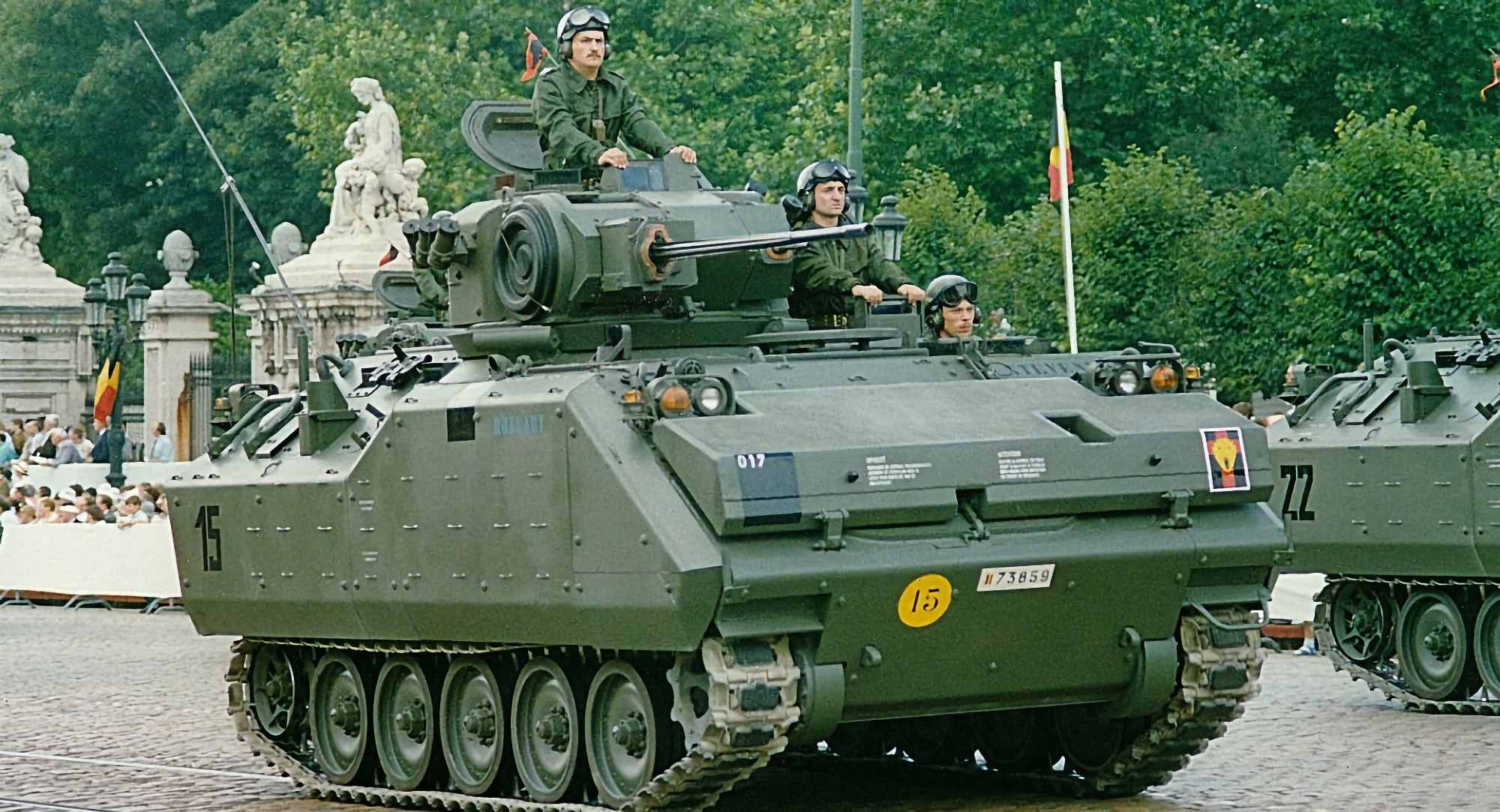 L'AFU utilise des BMP belges YPR-765 PRI avec tourelle EWS et canon Oerlikon KBA B02 de 25 mm. L'AFU utilise des BMP belges YPR-765 PRI avec tourelle EWS et canon Oerlikon KBA B02 de 25 mm.